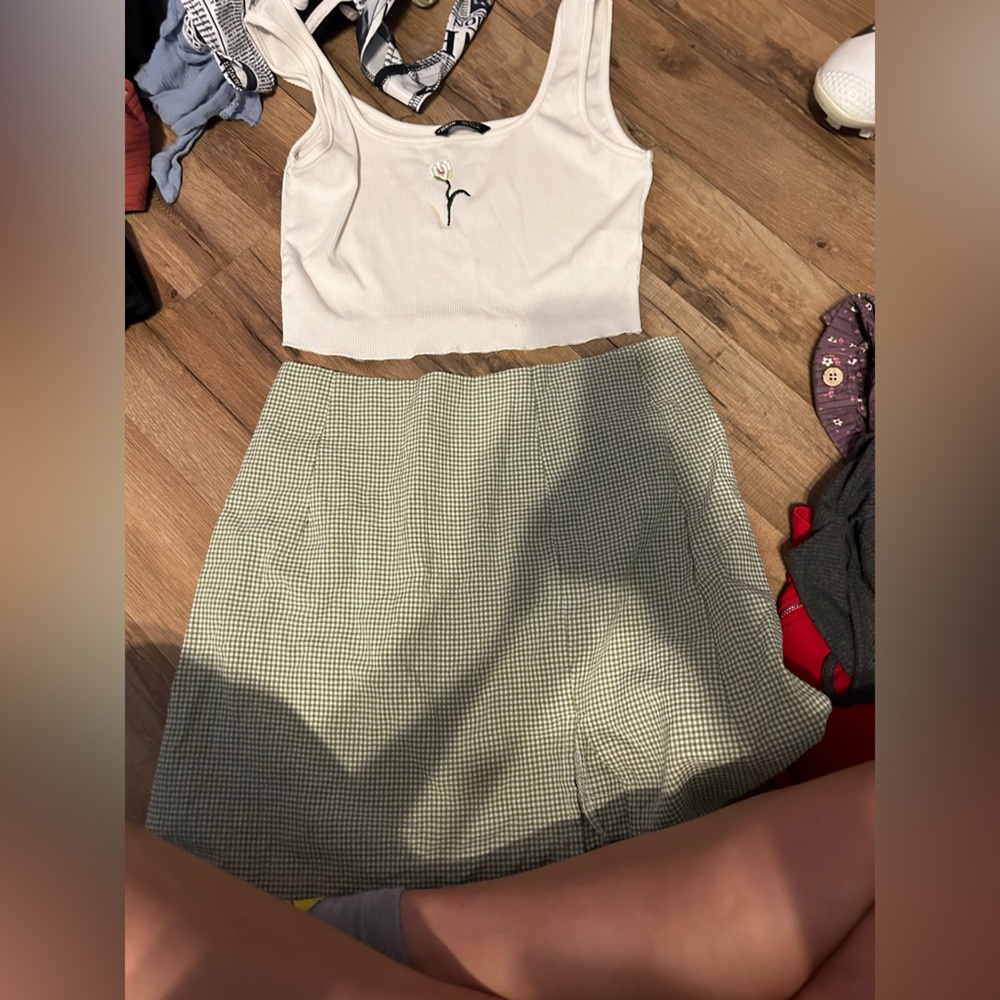 Cute summer green skirt and white flower crop top